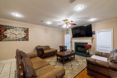 1810 Royal Dr, Conway, AR 72034 - photo 4