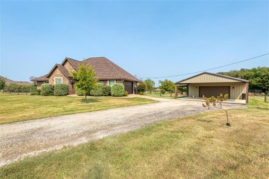219 E Arbor Ct, Springtown, TX 76082 - photo 3
