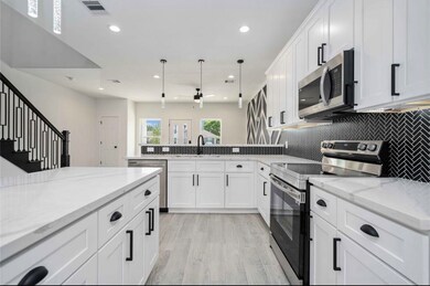 7114 Saint Augustine St unit A, Houston, TX 77021 - photo 7