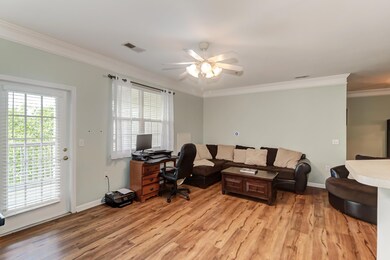 CL Living room4