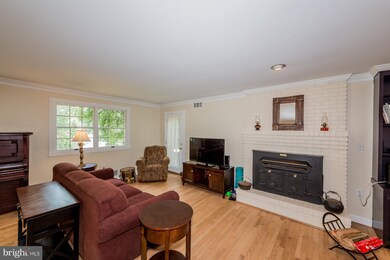 1508 Springlake Way N, Sykesville, MD 21784 - photo 4