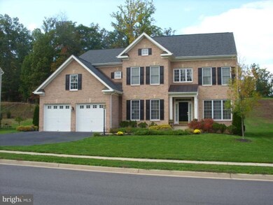 3617 Stonewall Manor Dr, Triangle, VA 22172 - photo 2