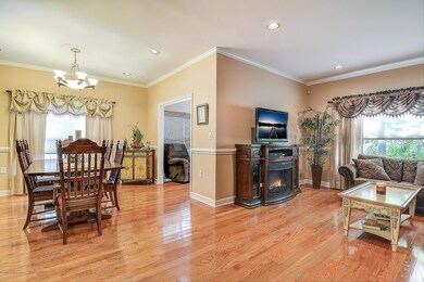 017_Living Room
