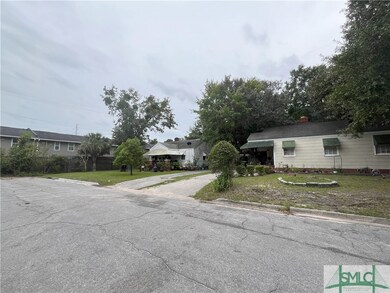 2244 Greenwood St, Savannah, GA 31404 - photo 3