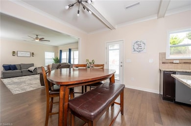 Breakfast Nook