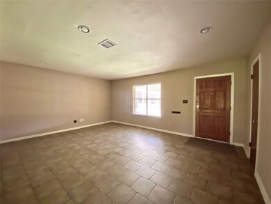 2916 Encino Ave, Bay City, TX 77414 - photo 2