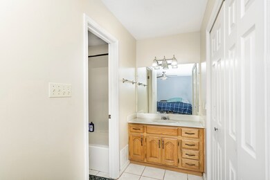 109 W Driftwood Dr, Fredericksburg, TX 78624 - photo 6