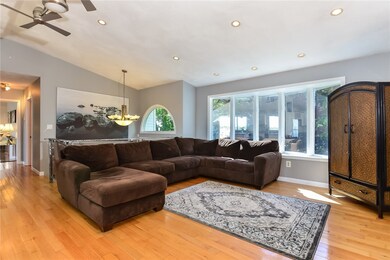 186 Riverside Dr, Riverside, RI 02915 - photo 6