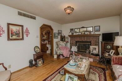 1834 S Red Oaks St, Wichita, KS 67207 - photo 2