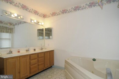 8041 Murphy Rd, Fulton, MD 20759 - photo 3