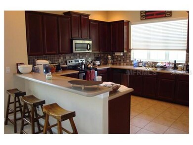 954 Sombra St, Tampa, FL 33619 - photo 3