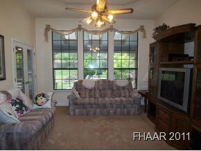 201 Texas St, Copperas Cove, TX 76522 - photo 2