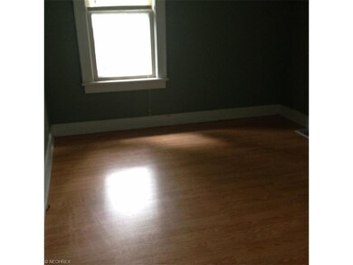 2306 24th St NE, Canton, OH 44705 - photo 5