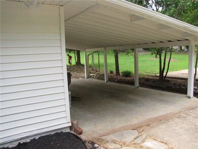 318 S Pine St, Walhalla, SC 29691 - photo 5