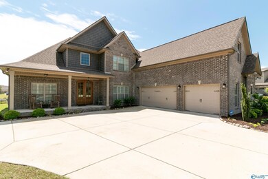 3 car garage!