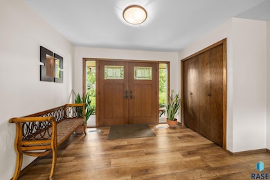 2908 N Oak Rd, Brandon, SD 57005 - photo 3