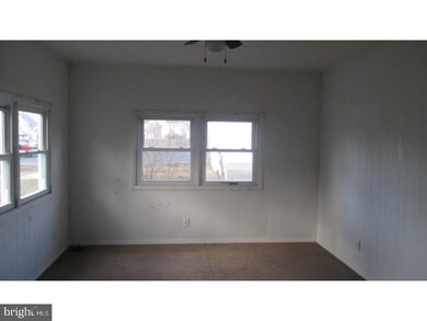 310 W Green St, Millville, NJ 08332 - photo 7