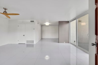 2521 N Whitewater Club Dr unit A, Palm Springs, CA 92262 - photo 2