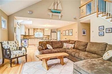 Livingroom2