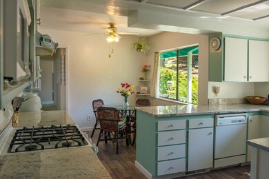 510 NE Royal Dr, Grants Pass, OR 97526 - photo 6