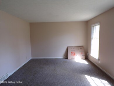 8209 Casualwood Way, Louisville, KY 40291 - photo 2