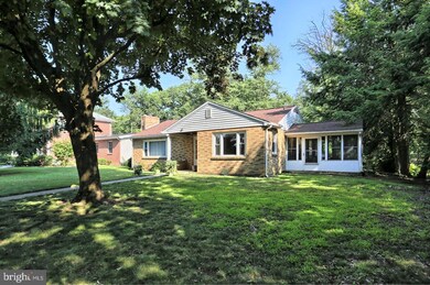 406 Summit St, Lemoyne, PA 17043 - photo 4