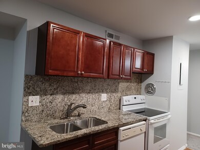 458 Girard St unit 398, Gaithersburg, MD 20877 - photo 3