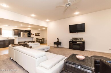 1381 Erik Pl (10 of 18)