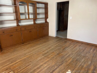 248 N Bluff Ave, Tahlequah, OK 74464 - photo 4