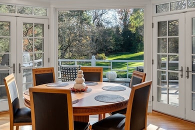 71 Sears Rd, Brookline, MA 02445 - photo 3