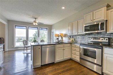 5623 Theden St, Shawnee, KS 66218 - photo 3