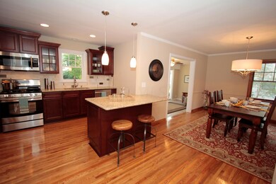 235 E Schreyer Place, Columbus, OH 43214 - photo 6