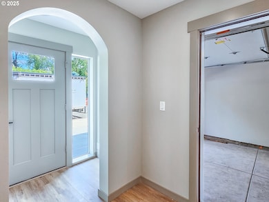 13290 SW Bradley Ln, Tigard, OR 97224 - photo 2