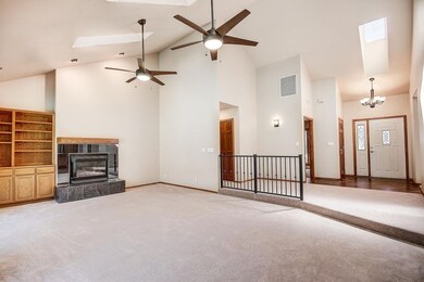 05_Living Room1