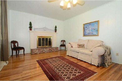 55 S Forge Manor Dr, Phoenixville, PA 19460 - photo 7