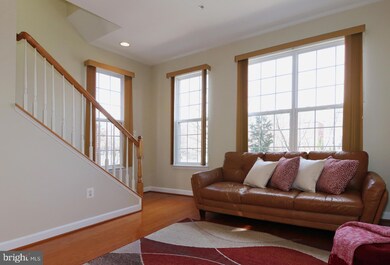 549 Garrett a Morgan Blvd, Hyattsville, MD 20785 - photo 3