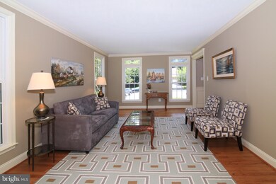 9689 Britford Dr, Burke, VA 22015 - photo 6