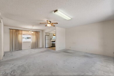 05-Living Room & Dining