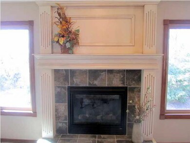Glazed White Wood for Living Room Fireplace