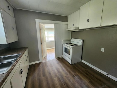 715 N Minnesota Ave, Shawnee, OK 74801 - photo 4