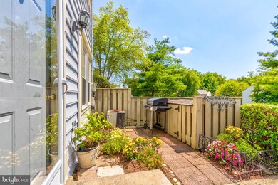 2976 Schubert Dr, Silver Spring, MD 20904 - photo 4