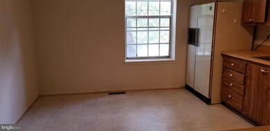 9723 Early Spring Way, Columbia, MD 21046 - photo 3