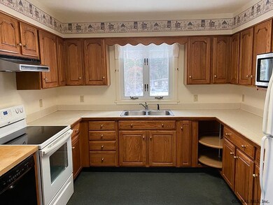 1371 W High St, Ballston Spa, NY 12020 - photo 2