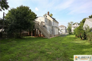 154 Comstock St, New Brunswick, NJ 08901 - photo 3