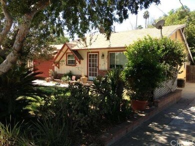 How Cute Is This Home?