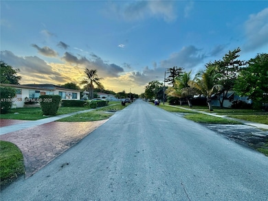 1121 NE 154th Terrace, North Miami Beach, FL 33162 - photo 4