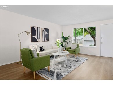Living Room/Entrance