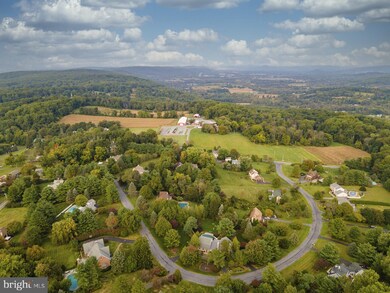 5232 S Mountain Dr, Upper Milford, PA 18049 - photo 7