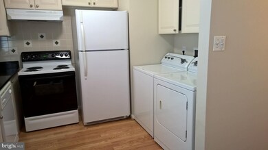 1780 Westwind Way, McLean, VA 22102 - photo 4