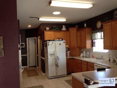 1603 Lancaster St, San Marcos, TX 78666 - photo 2